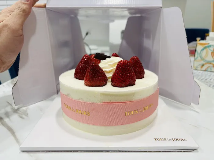 Tous Les Jours - Beaverton Town Center Picture 6