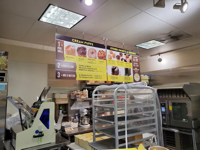 Beard Papa's - Uwajimaya Beaverton Picture 5