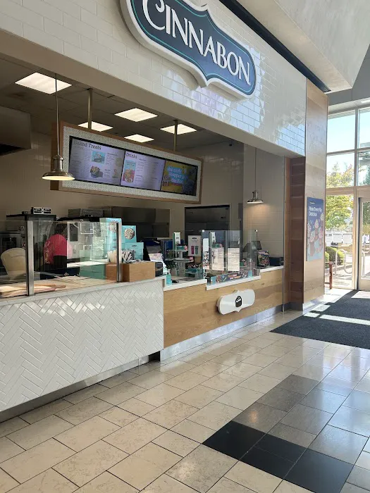 Cinnabon Picture 10