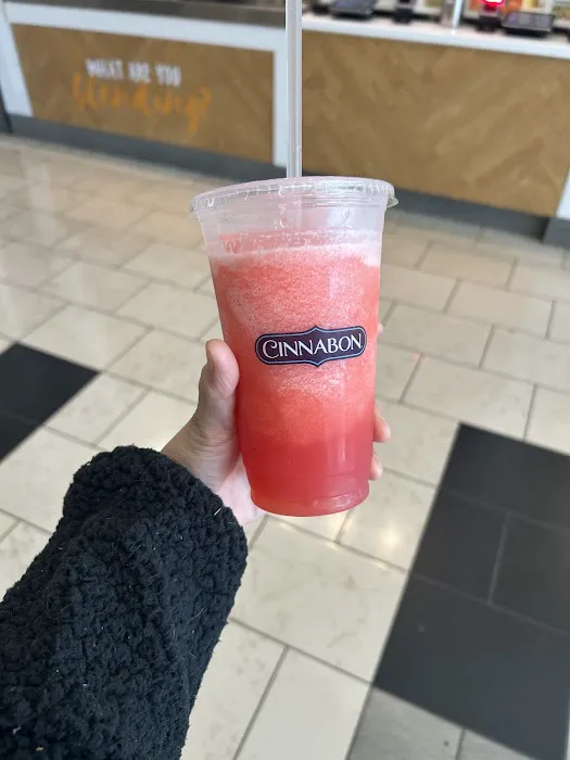 Cinnabon Picture 9