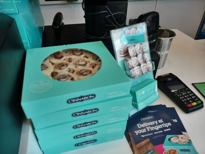 Cinnabon Picture 4