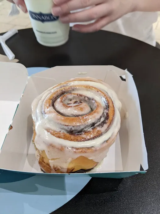 Cinnabon Picture 5