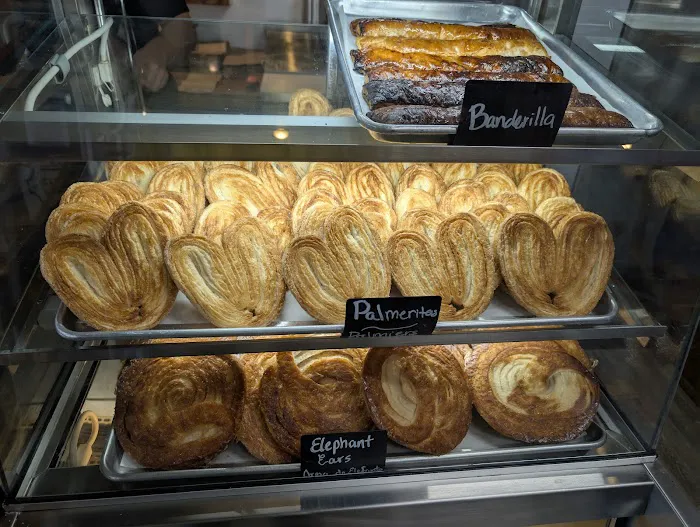 Good Cake Bakery Picture 6