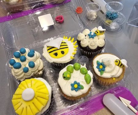 Cake Hoopla