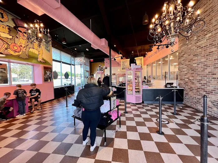 Voodoo Doughnut Picture 9
