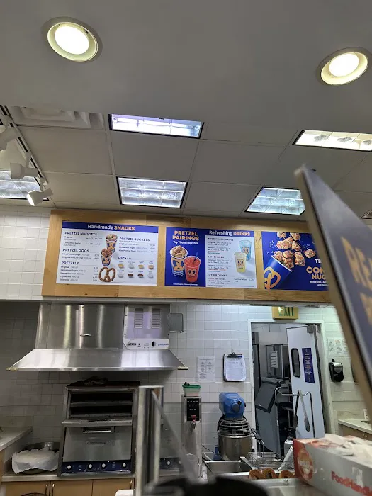 Auntie Anne's Picture 4