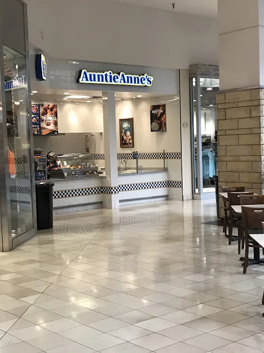 Auntie Anne's Picture 3