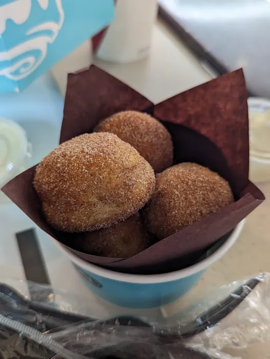Cinnabon Picture 10