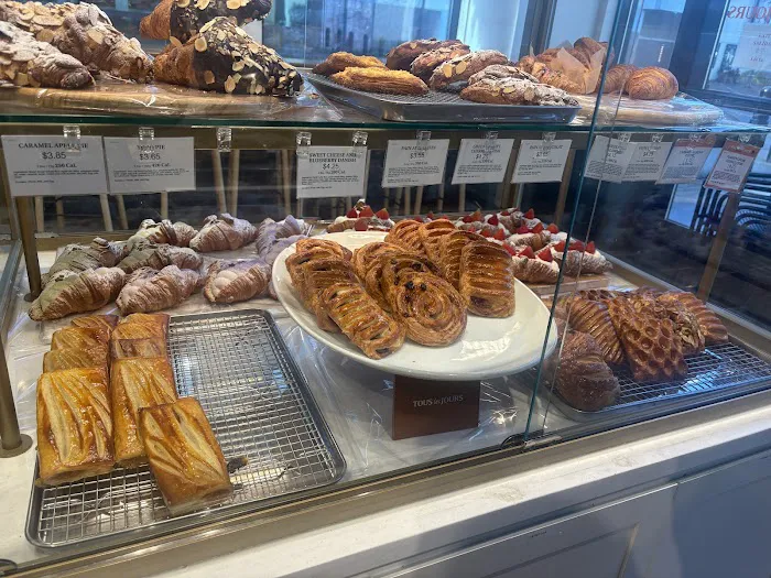 Tous Les Jours - Clackamas Town Center Picture 2