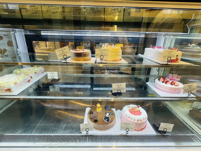 Tous Les Jours - Clackamas Town Center Picture 9