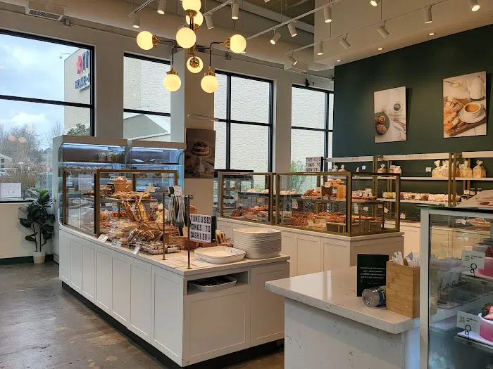 Tous Les Jours - Clackamas Town Center Picture 7