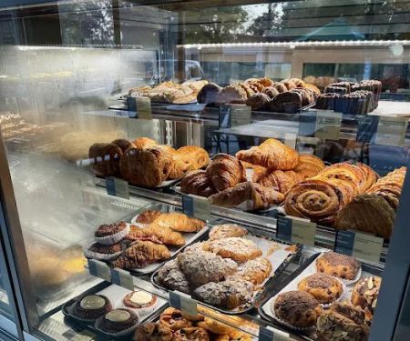 St Honoru00e9 Bakery Macadam