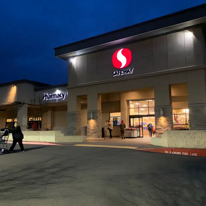 Safeway Bakery Picture 2