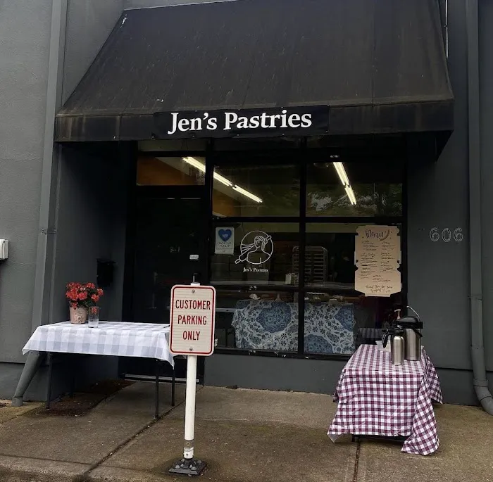 Jen's Pastries Picture 1