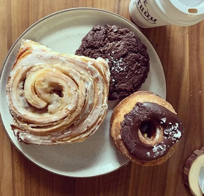 Jen's Pastries Picture 6