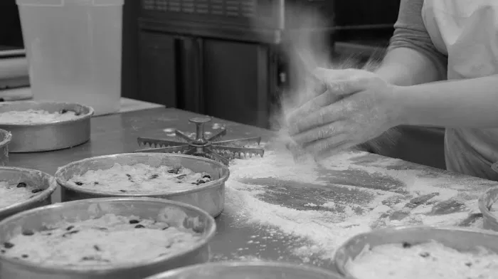 Finales Fine Cakes & Desserts Picture 1
