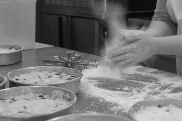 Finales Fine Cakes & Desserts