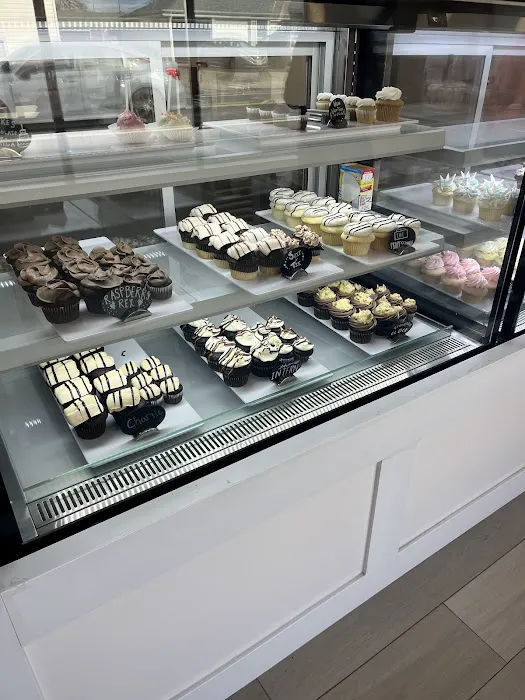 FAT Cupcake Picture 10