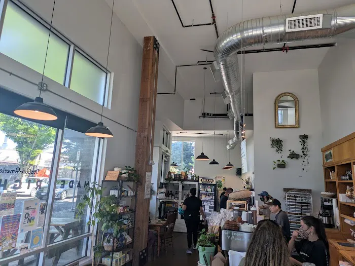 Bella's Italian Bakery Picture 8