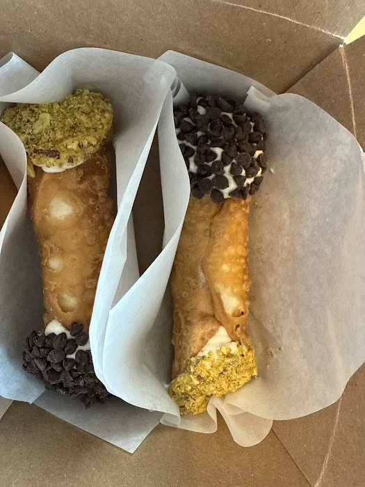 Bella's Italian Bakery Picture 6