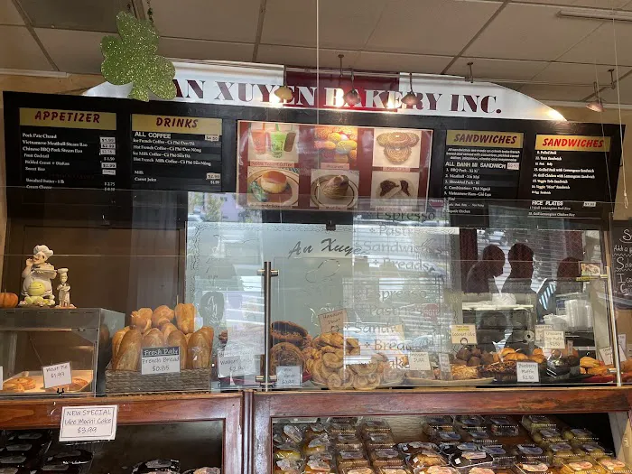 An Xuyên Bakery Picture 10