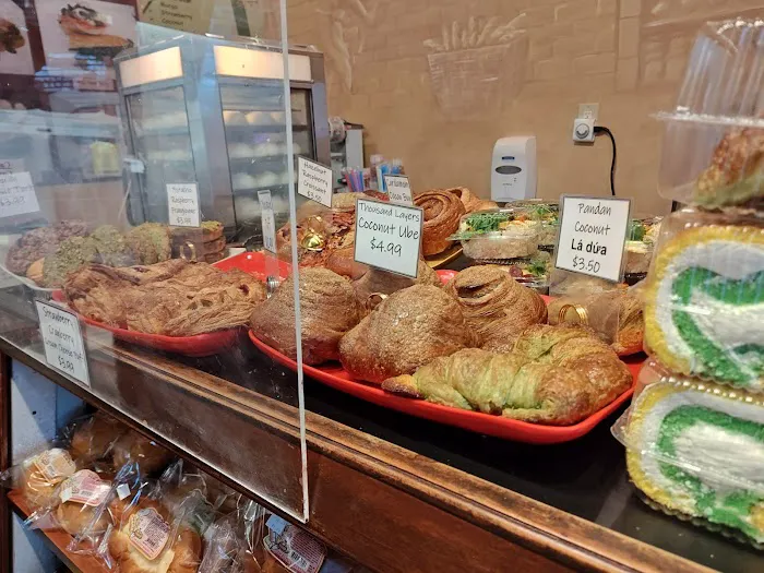 An Xuyên Bakery Picture 1