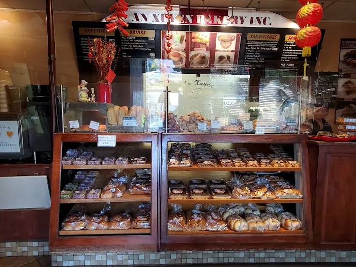 An Xuyên Bakery Picture 6