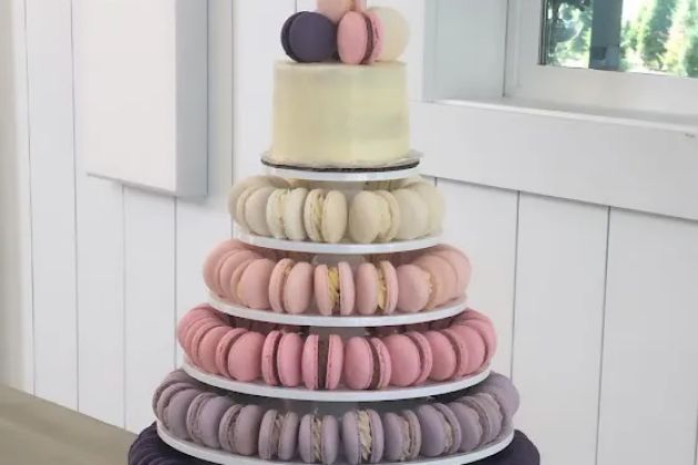 Choux European Pastries