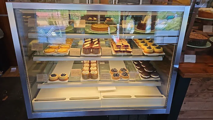 Baker & Spice Picture 3