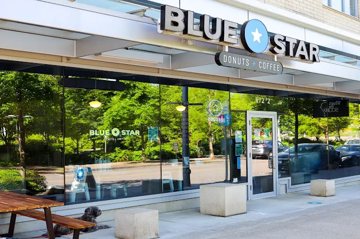 Blue Star Donuts Picture 6