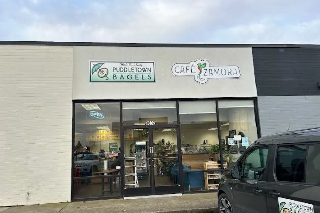 Puddletown Bagels - Powell Café (SE 36th Ave. & Powell BLVD)