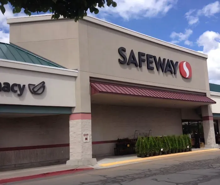 Safeway Bakery Picture 1