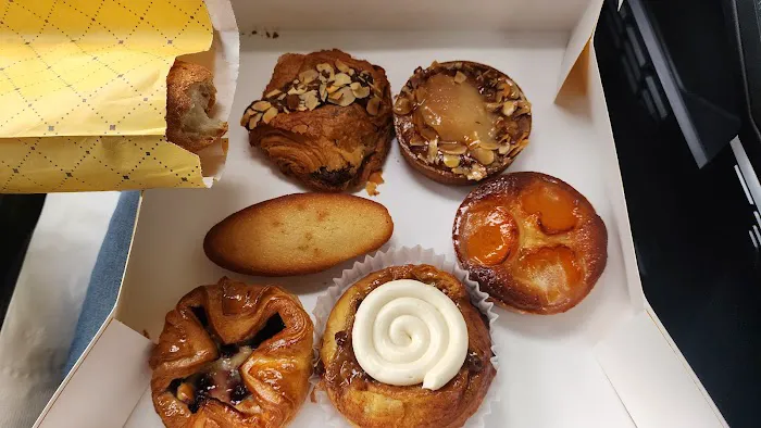 St. Honoré Bakery SE Division Picture 1