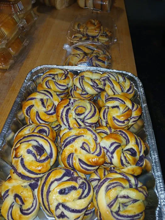 Chik & Chuck Pinoy Bakery Picture 9
