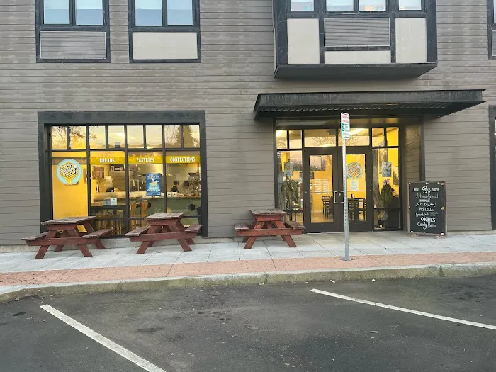 B's Bake Shoppe Picture 1