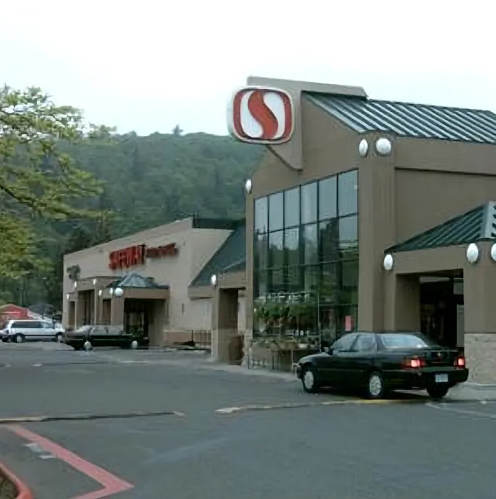 Safeway Bakery Picture 1