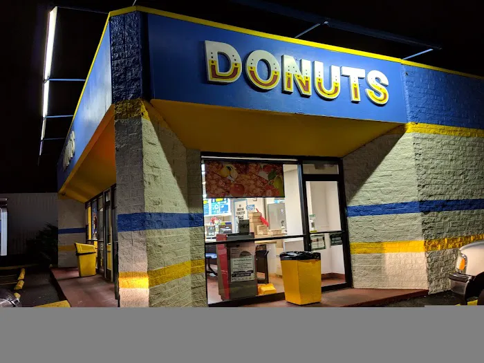 Heavenly Donuts Bakery Picture 3