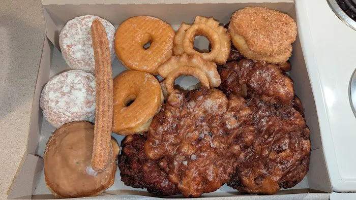 Heavenly Donuts Bakery Picture 1