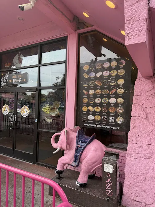 Voodoo Doughnut Picture 6