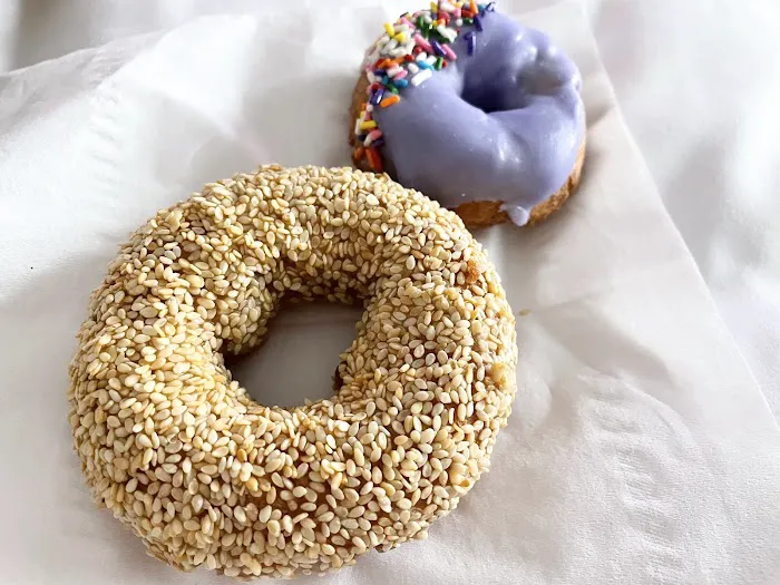 Sesame Donuts Picture 6