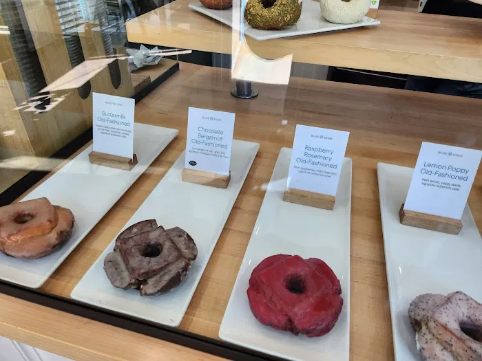 Blue Star Donuts Picture 3