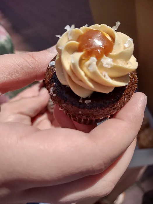 Saint Cupcake & Poplandia Artisan Popcorn Picture 4