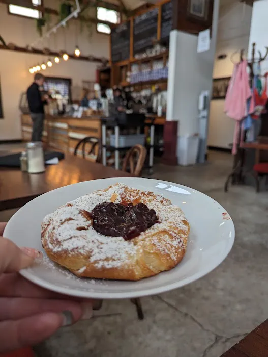 Fressen Artisan Bakery Picture 1