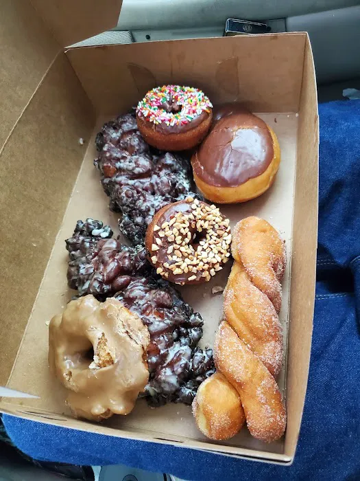Donut Queen Picture 1