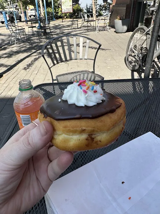 Sesame Donuts Cafe at Sherwood Picture 5