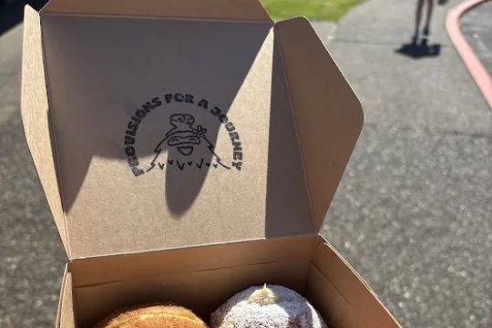 u014c and Ku014d (formerly u014c The Bake Shop)