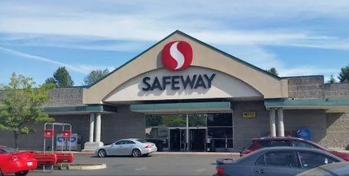 Safeway Bakery Picture 1
