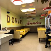 Annie's Donut Shop ico