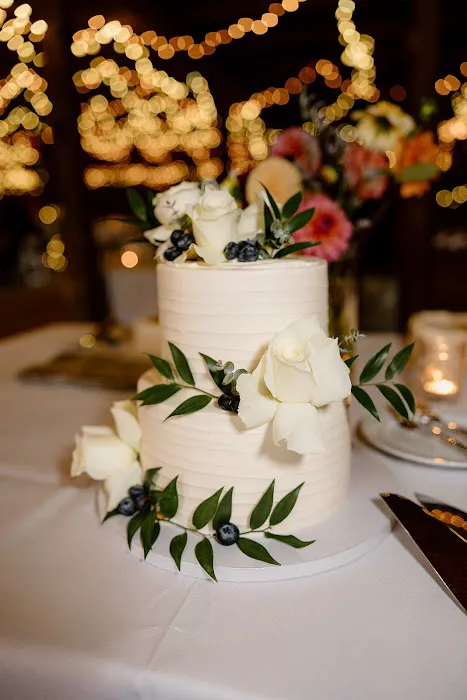 Sugar Blooms Bakery Picture 5