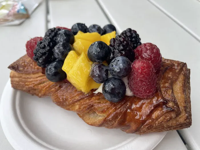 Artisserie Fine Bakery Picture 6